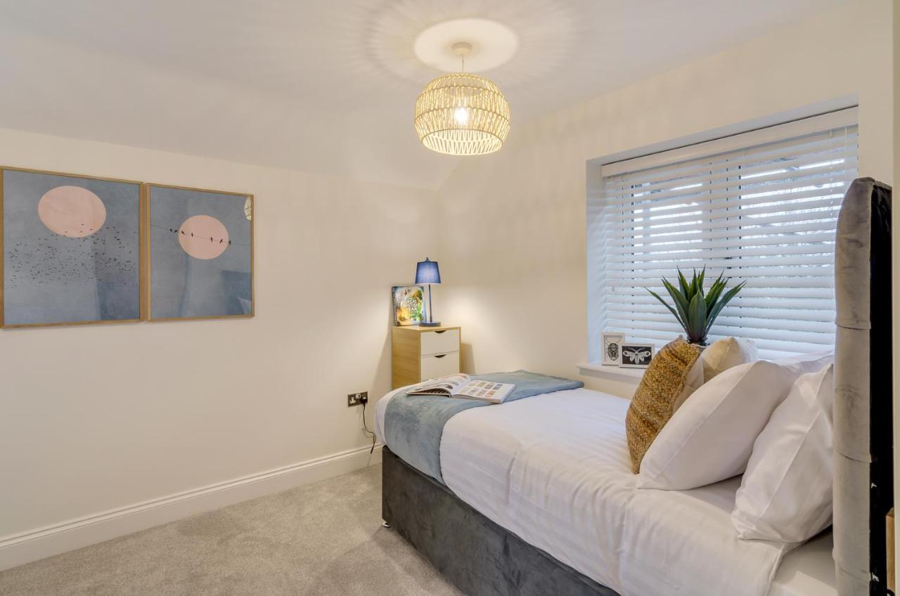 Spacious 6-Bed Home, Near The Norfolk Broads Clippesby Eksteriør bilde